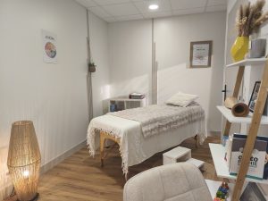 Ester Jaunatre kinésiologue en séance à Libourne